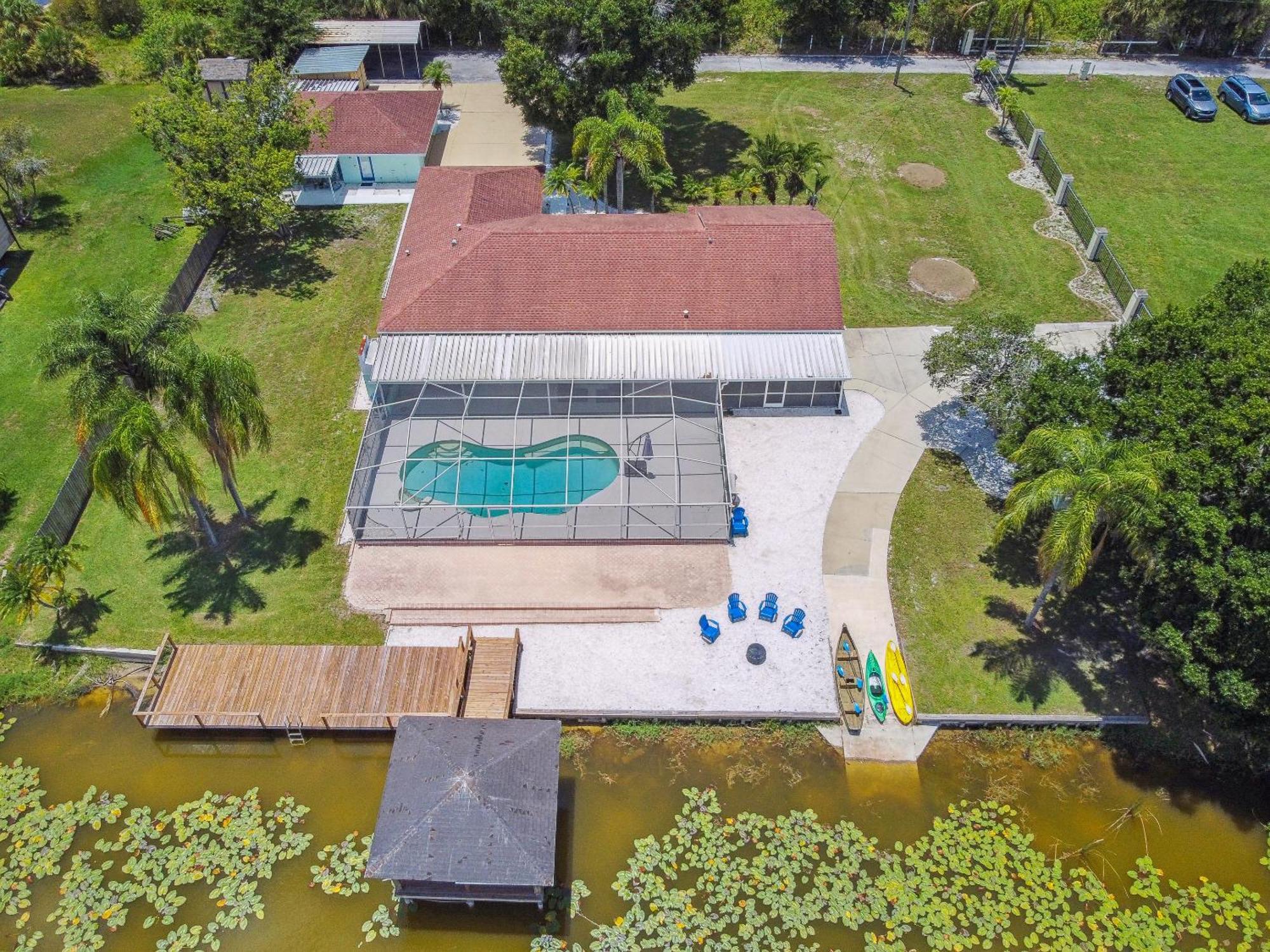 Lake House Westchase Area. Heated Pool Waterfront! Tampa Esterno foto