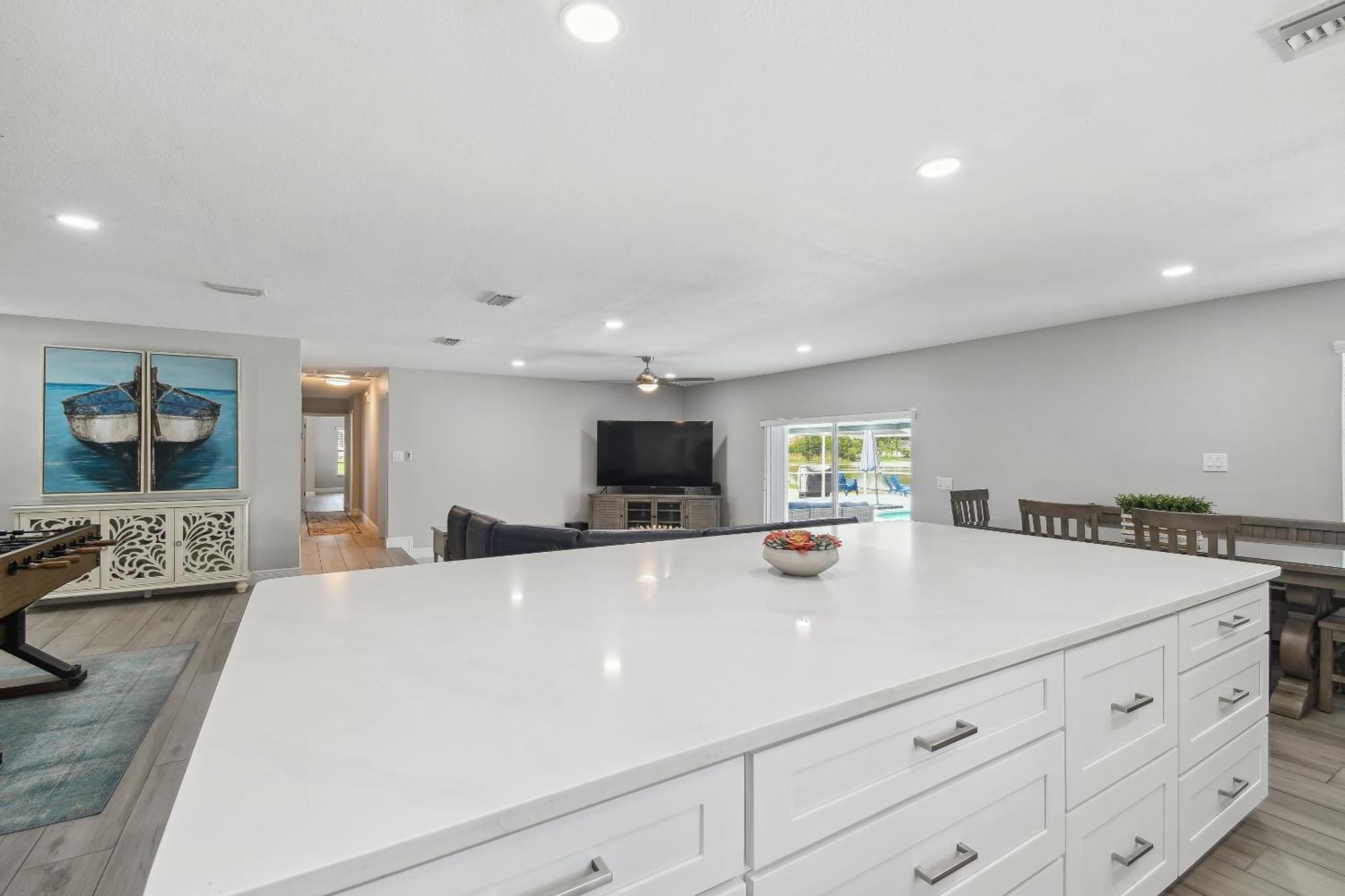 Lake House Westchase Area. Heated Pool Waterfront! Tampa Esterno foto