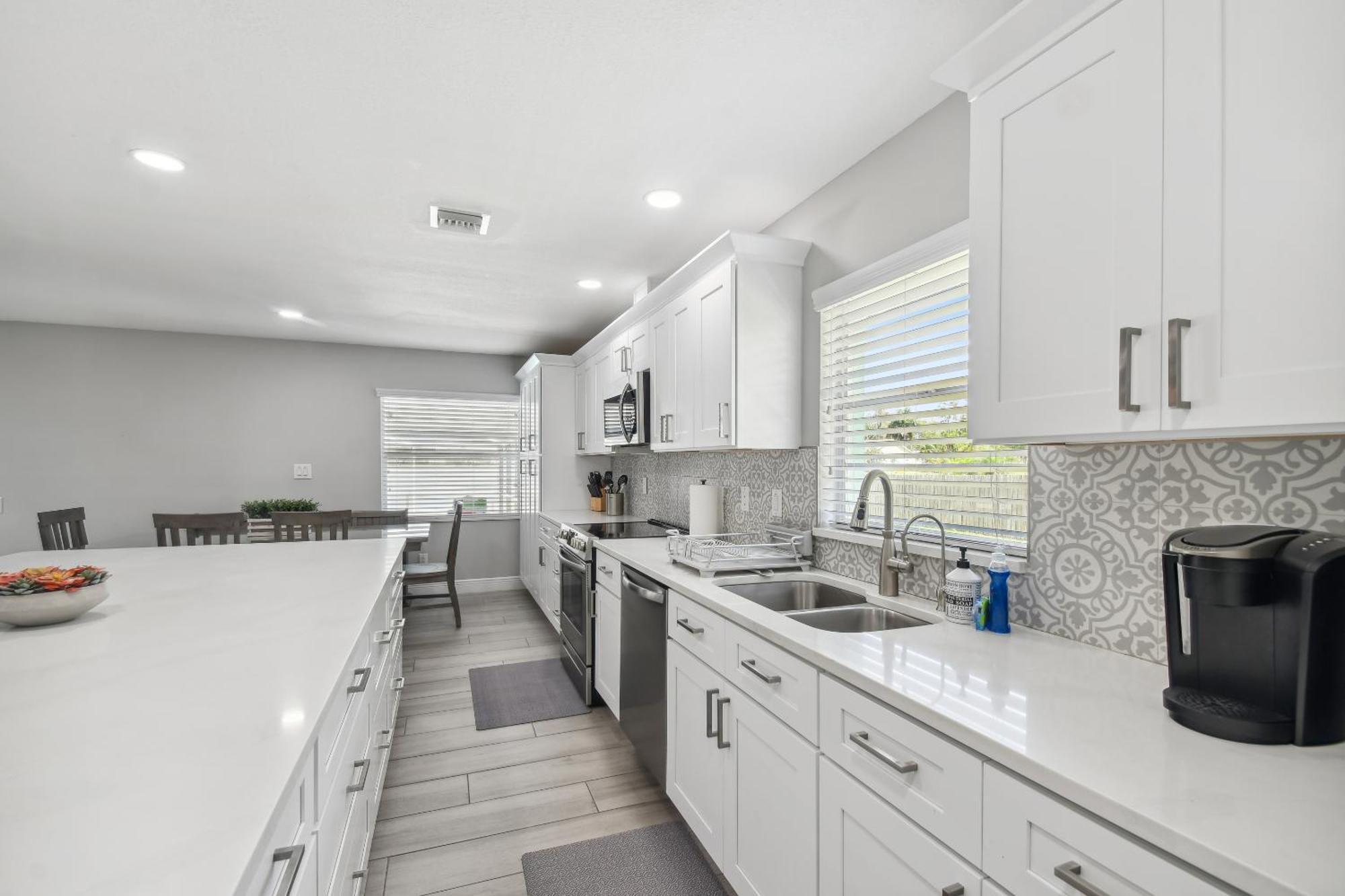 Lake House Westchase Area. Heated Pool Waterfront! Tampa Esterno foto