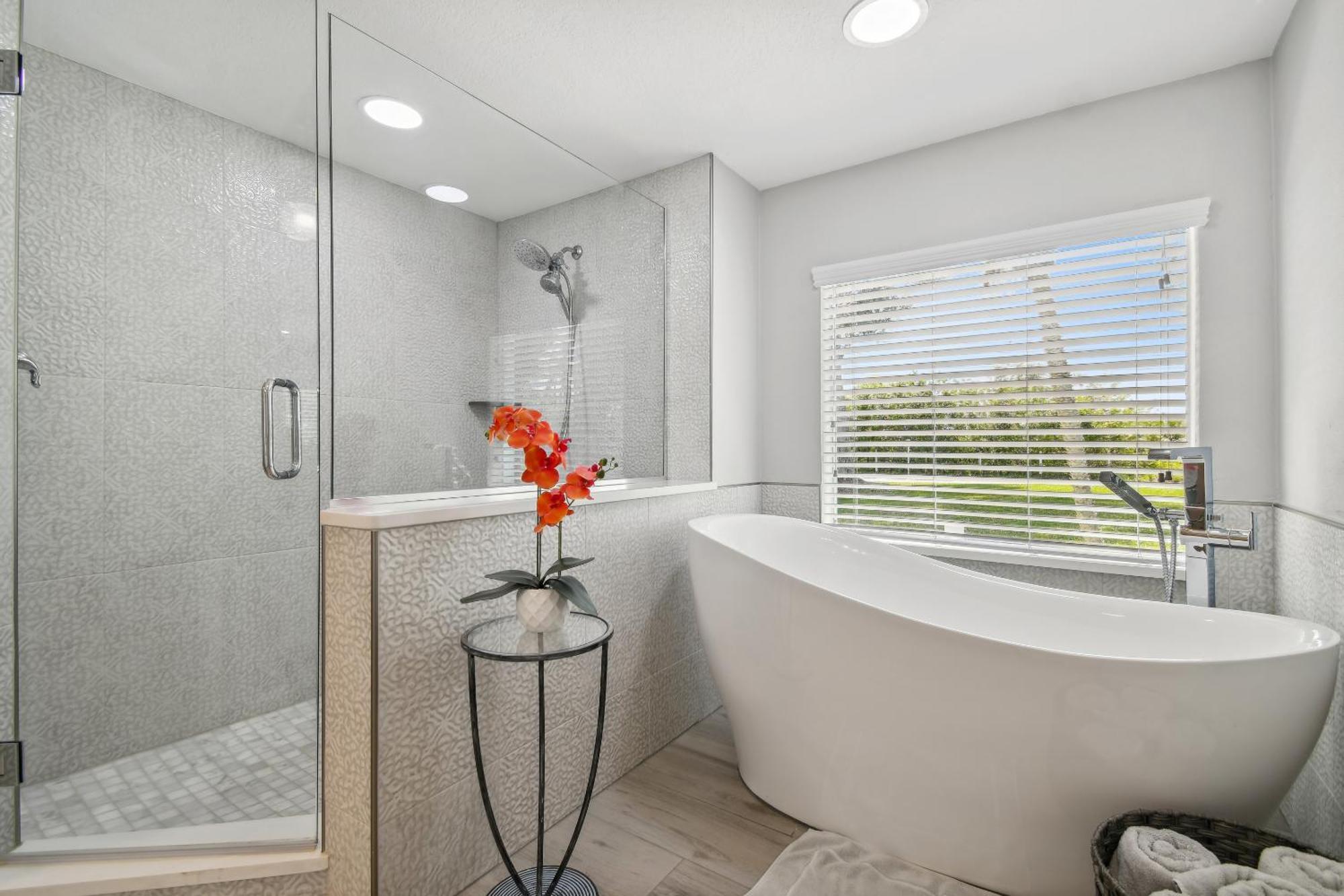 Lake House Westchase Area. Heated Pool Waterfront! Tampa Esterno foto