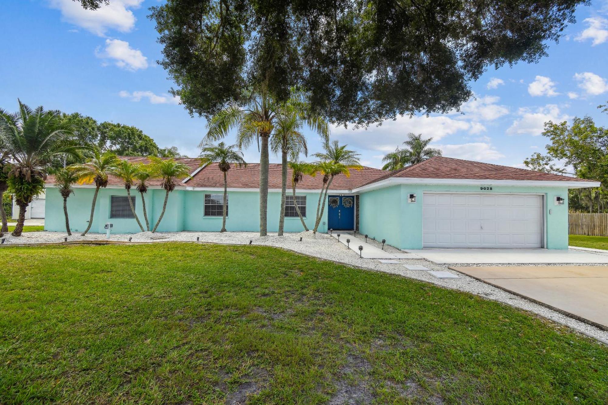 Lake House Westchase Area. Heated Pool Waterfront! Tampa Esterno foto